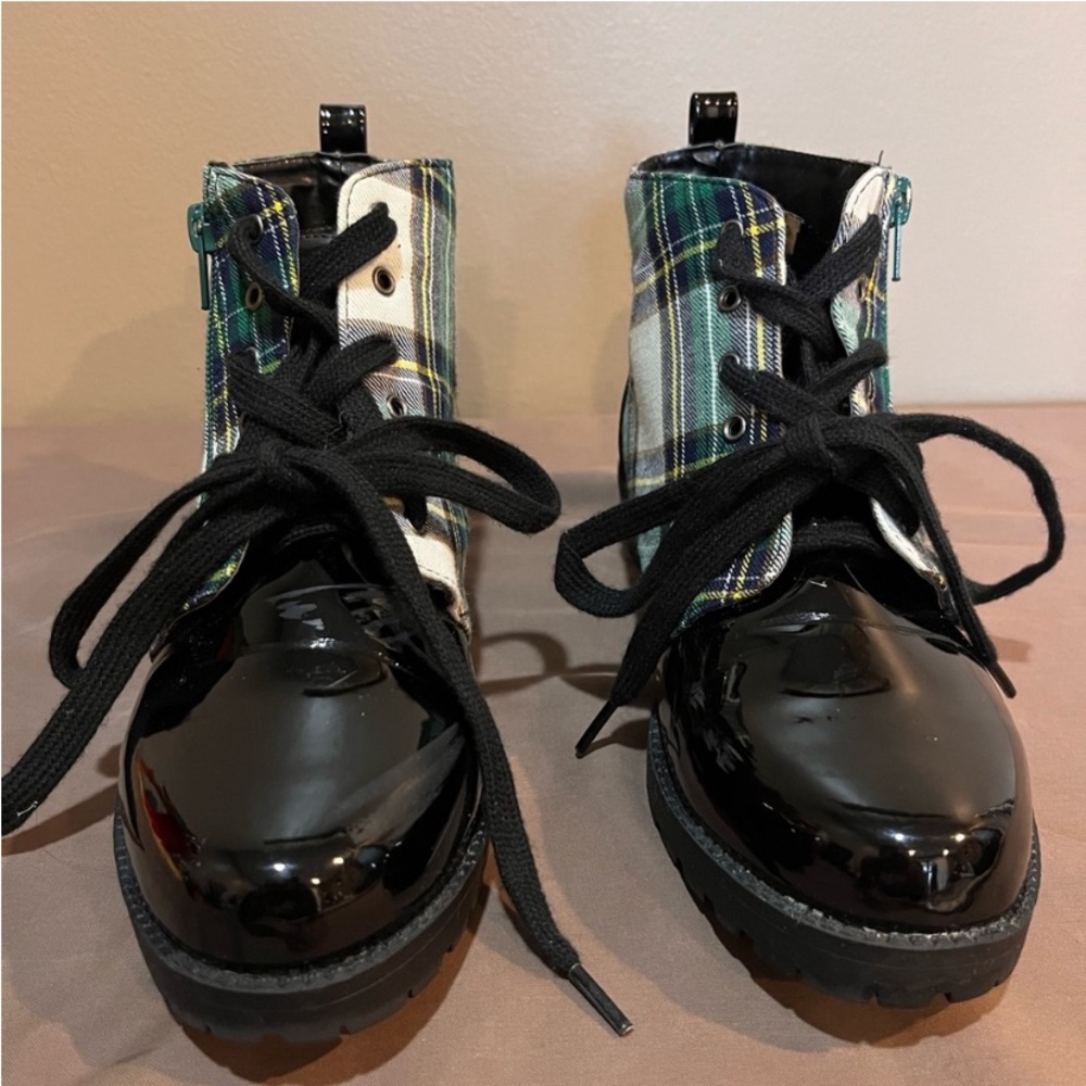 Angel Steps Boots - Picture 9 of 10